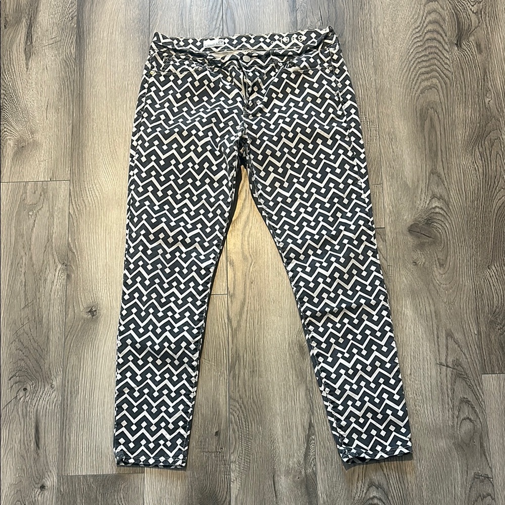 Gap Black and White Patterned pants